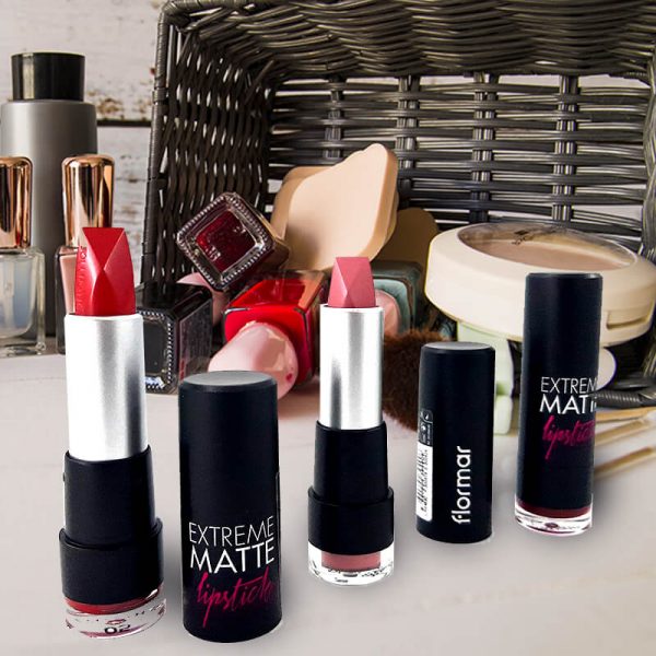extreme matte lipstick
